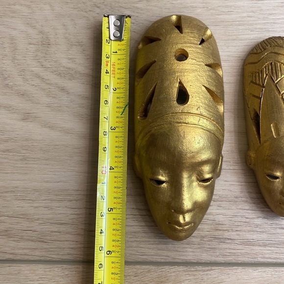 Small African Goddess‎ Masks - Picture 6 of 9